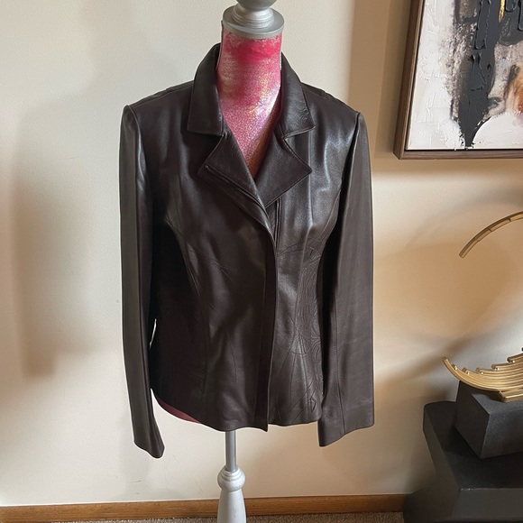 Embroidered leather jacket - Picture 11 of 11